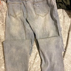Ripped Detail Straight Leg Jeans